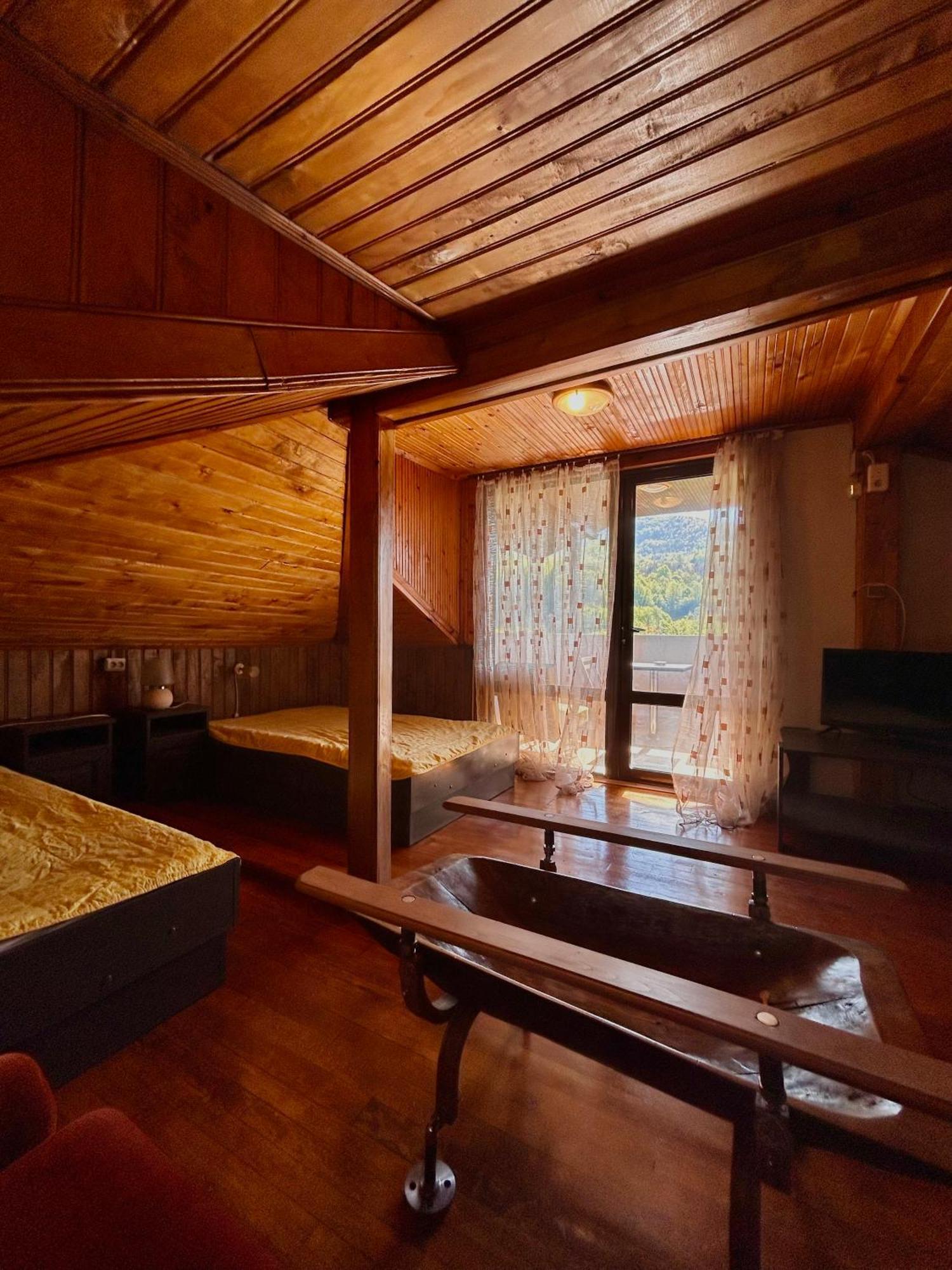 Luylyana Guesthouse Рибарица Экстерьер фото
