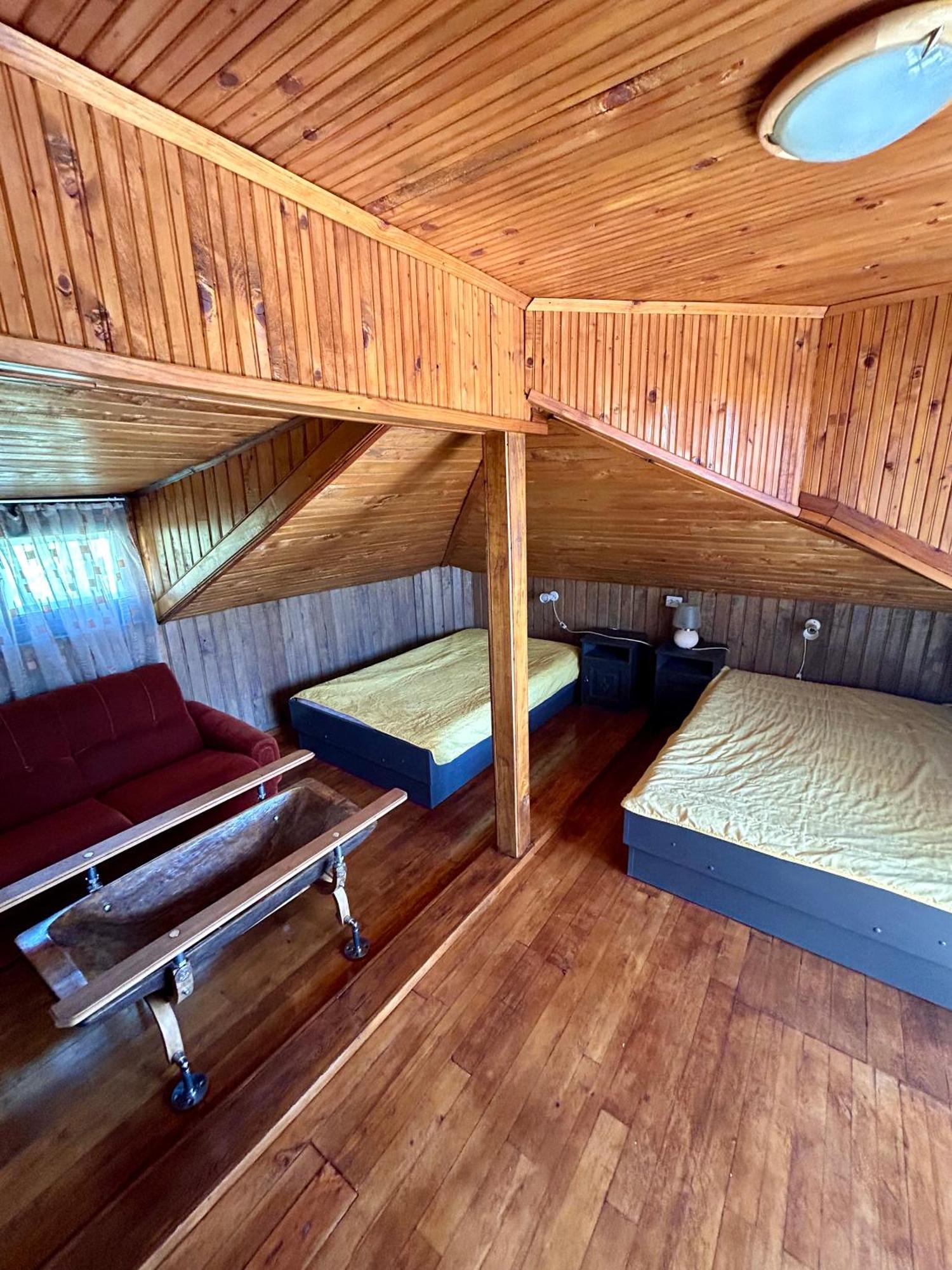 Luylyana Guesthouse Рибарица Экстерьер фото